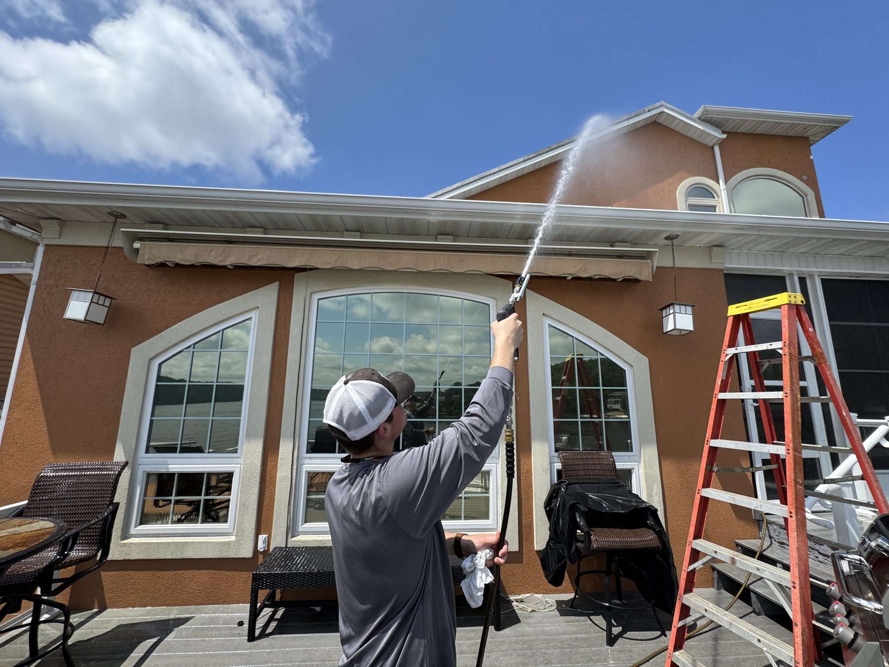 Bay Window Exterior Wash — TruShine Pressure Washing Murrells Inlet
